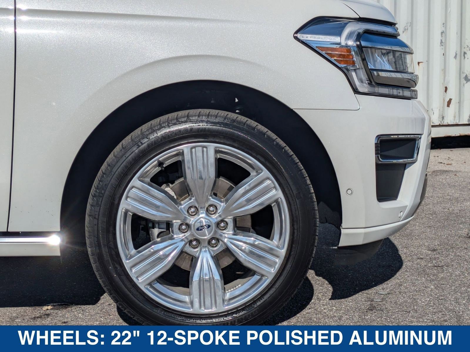 Certified 2024 Ford Expedition Platinum image 12