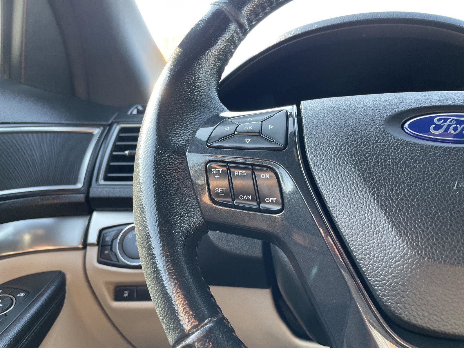 Certified 2018 Ford Explorer XLT w/ Equipment Group 202A AWD/4WD image 13