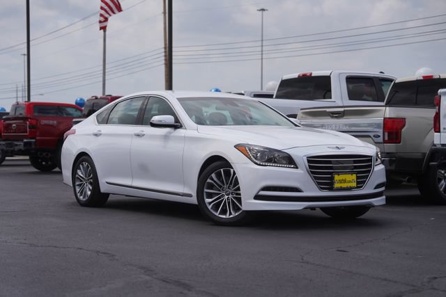 Used 2017 Genesis G80 3.8 RWD image 1