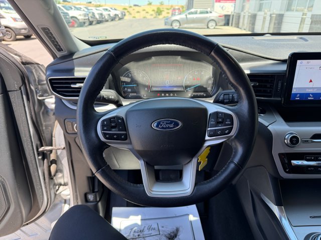 Certified 2023 Ford Explorer XLT w/ Equipment Group 202A AWD/4WD image 9