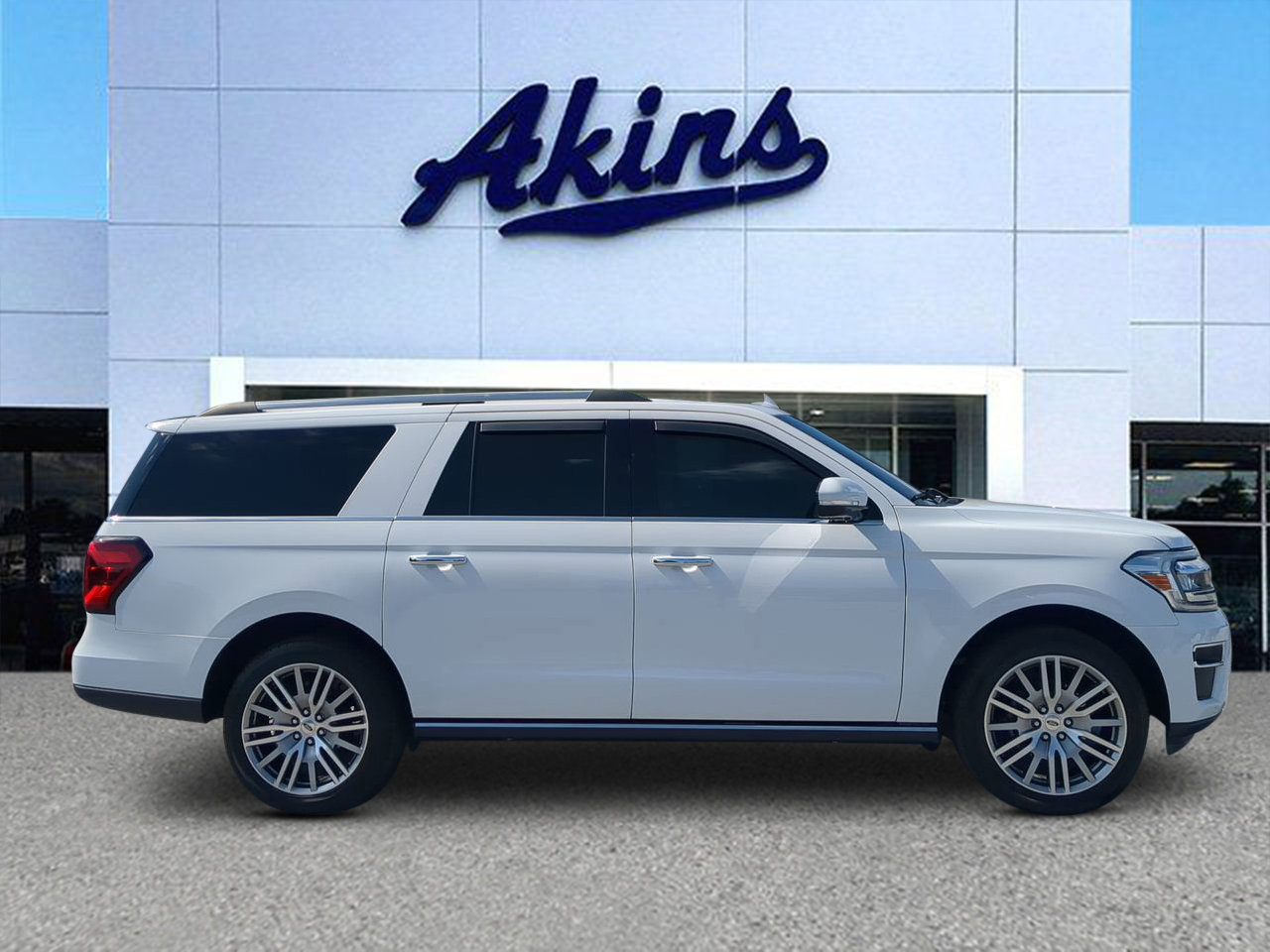 Certified 2022 Ford Expedition Max Limited RWD image 1