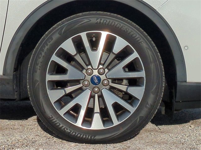 Certified 2021 Ford Escape Titanium image 11