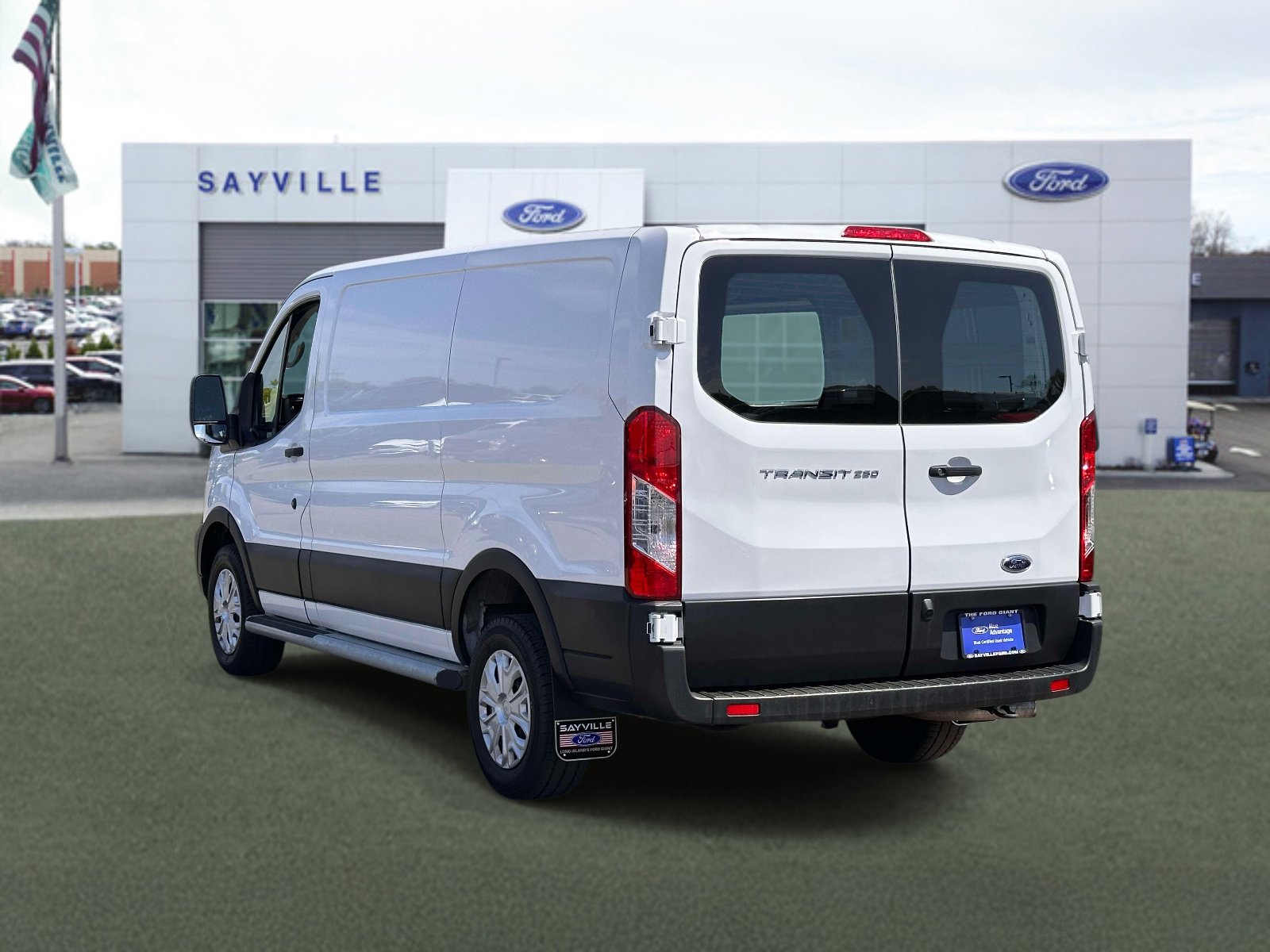 Certified 2024 Ford Transit 250 Low Roof w/ Exterior Upgrade Package RWD image 4