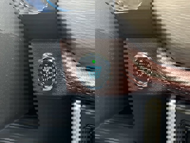 Certified 2022 Ford Expedition Limited image 25