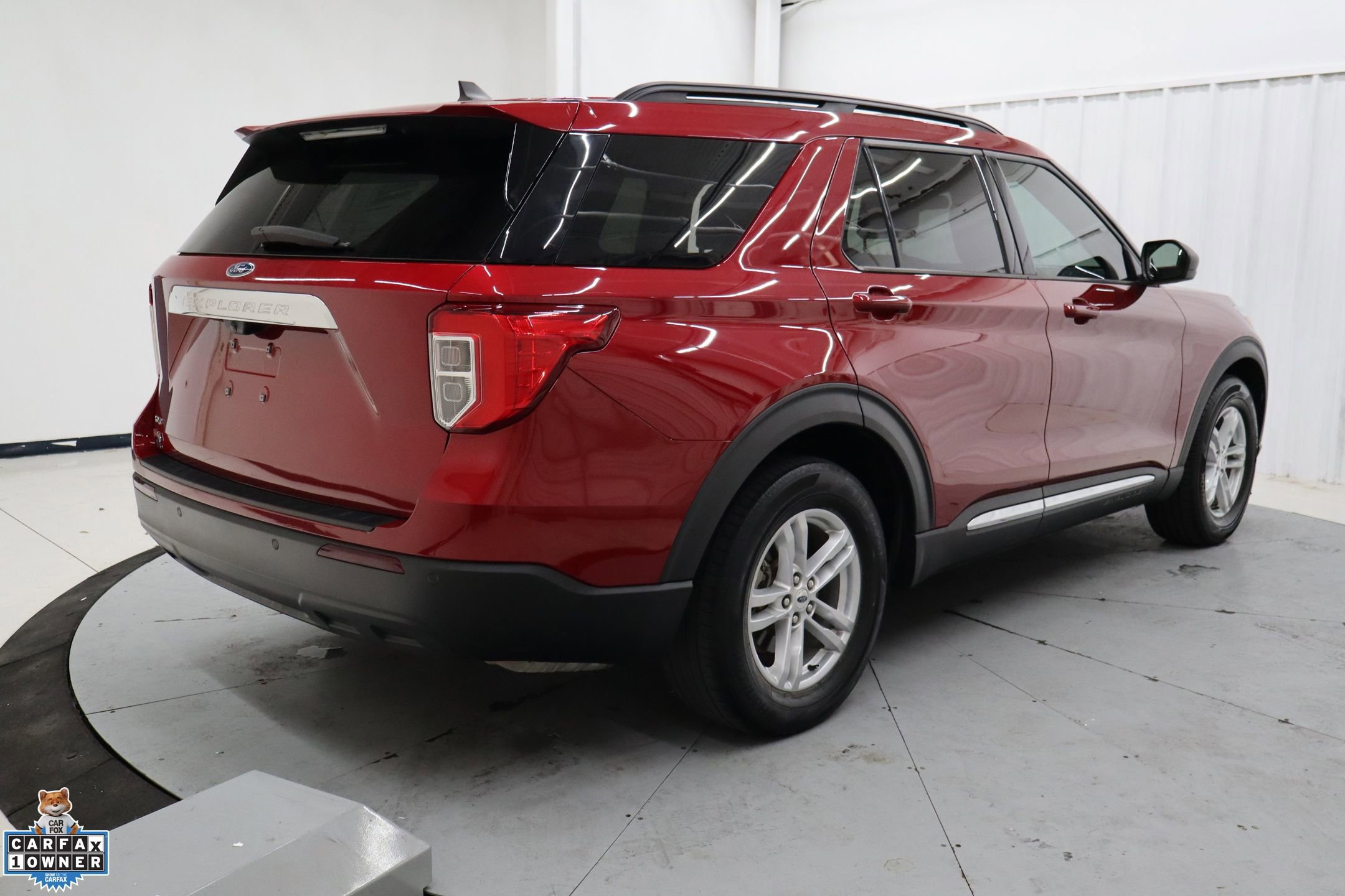 Certified 2023 Ford Explorer XLT image 5