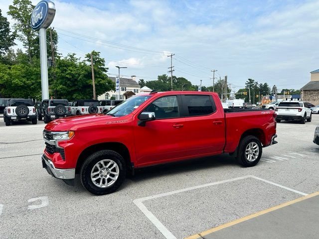 Used 2023 Chevrolet Silverado 1500 LT AWD/4WD image 8