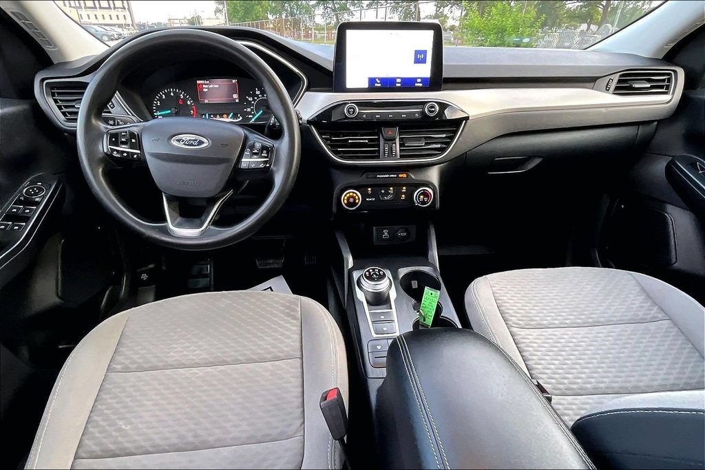 Certified 2022 Ford Escape SE w/ SE Sport Appearance Package AWD/4WD image 14