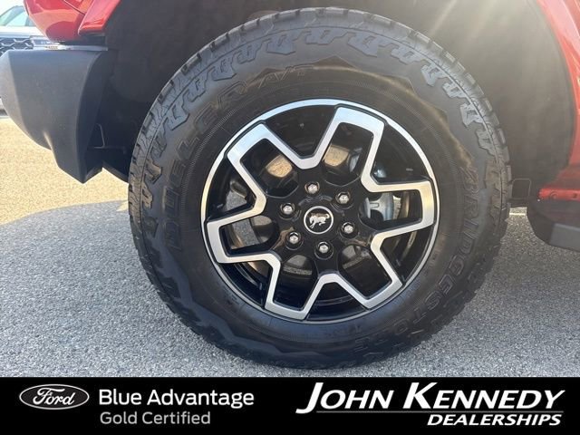 Certified 2022 Ford Bronco Outer Banks AWD/4WD image 9