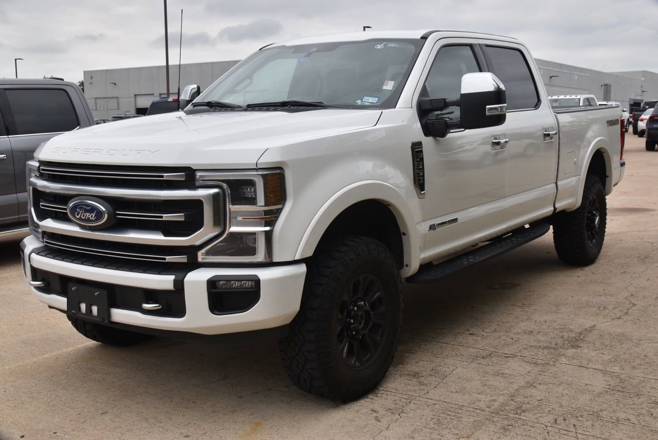 Certified 2022 Ford F350 Platinum w/ Tremor Off-Road Package AWD/4WD image 2