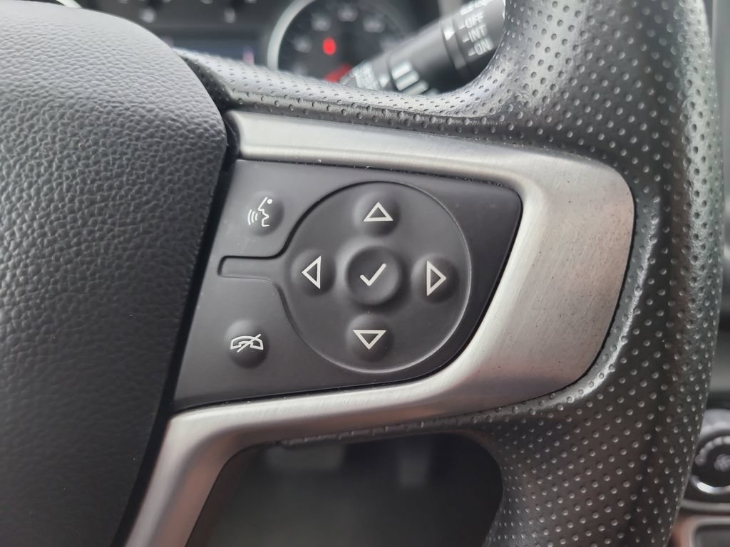 Used 2024 GMC Terrain SLE AWD/4WD image 27