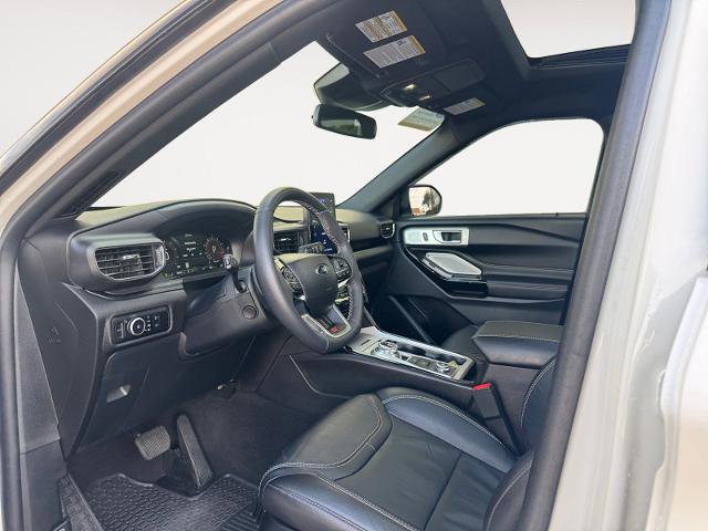 Certified 2023 Ford Explorer ST w/ Equipment Group 401A image 9