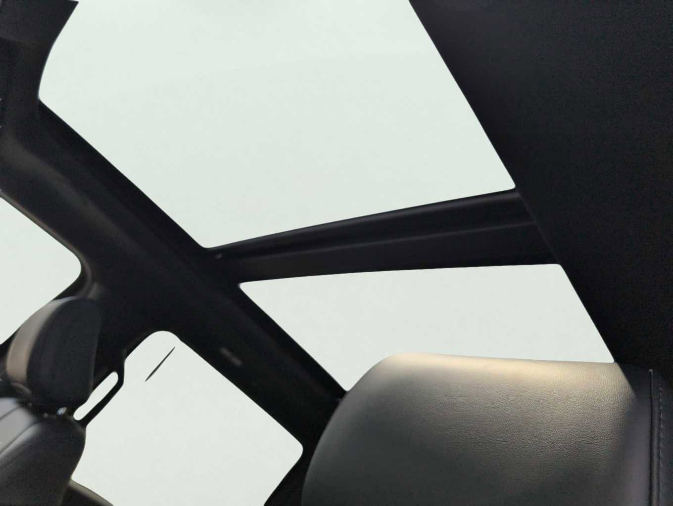 Certified 2025 Ford F150 Platinum w/ Equipment Group 702A High image 13