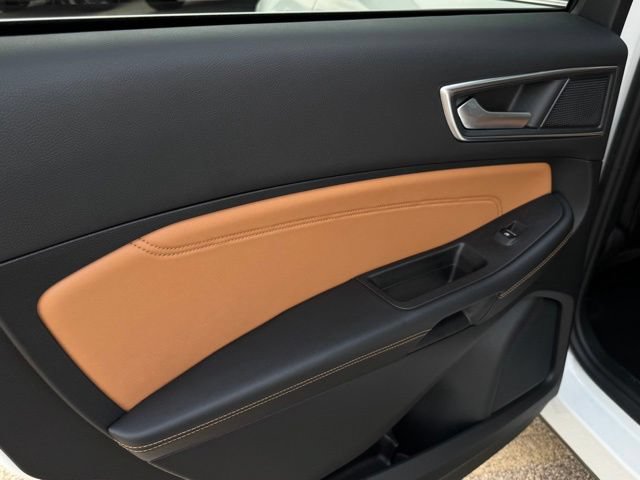 Certified 2024 Ford Edge Titanium w/ Titanium Elite Package AWD/4WD image 14