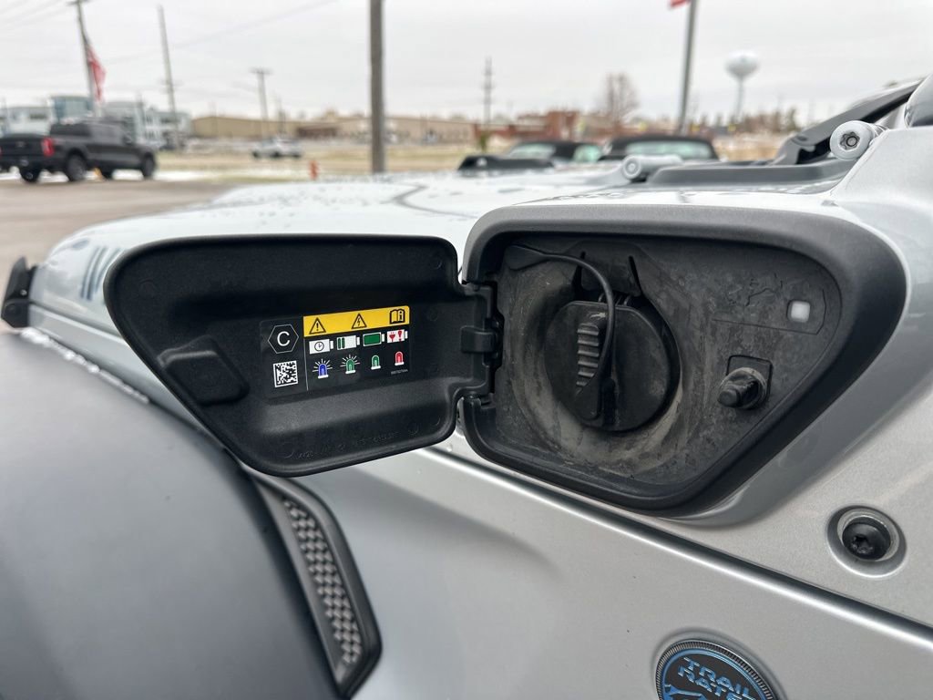 Used 2023 Jeep Wrangler Unlimited image 17