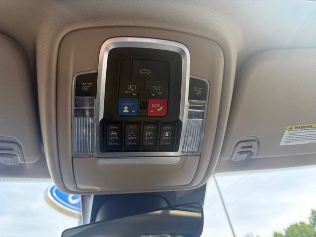 Used 2021 RAM 1500 Laramie AWD/4WD image 26