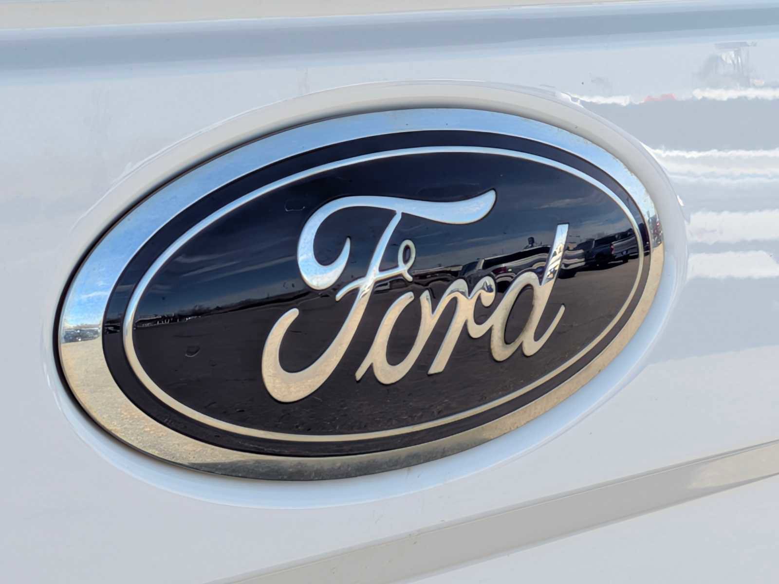 Certified 2020 Ford F350 XLT w/ XLT Value Package image 12