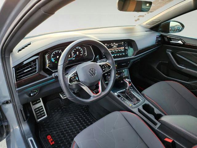 Used 2024 Volkswagen Jetta GLI 40th Anniversary Edition FWD image 9