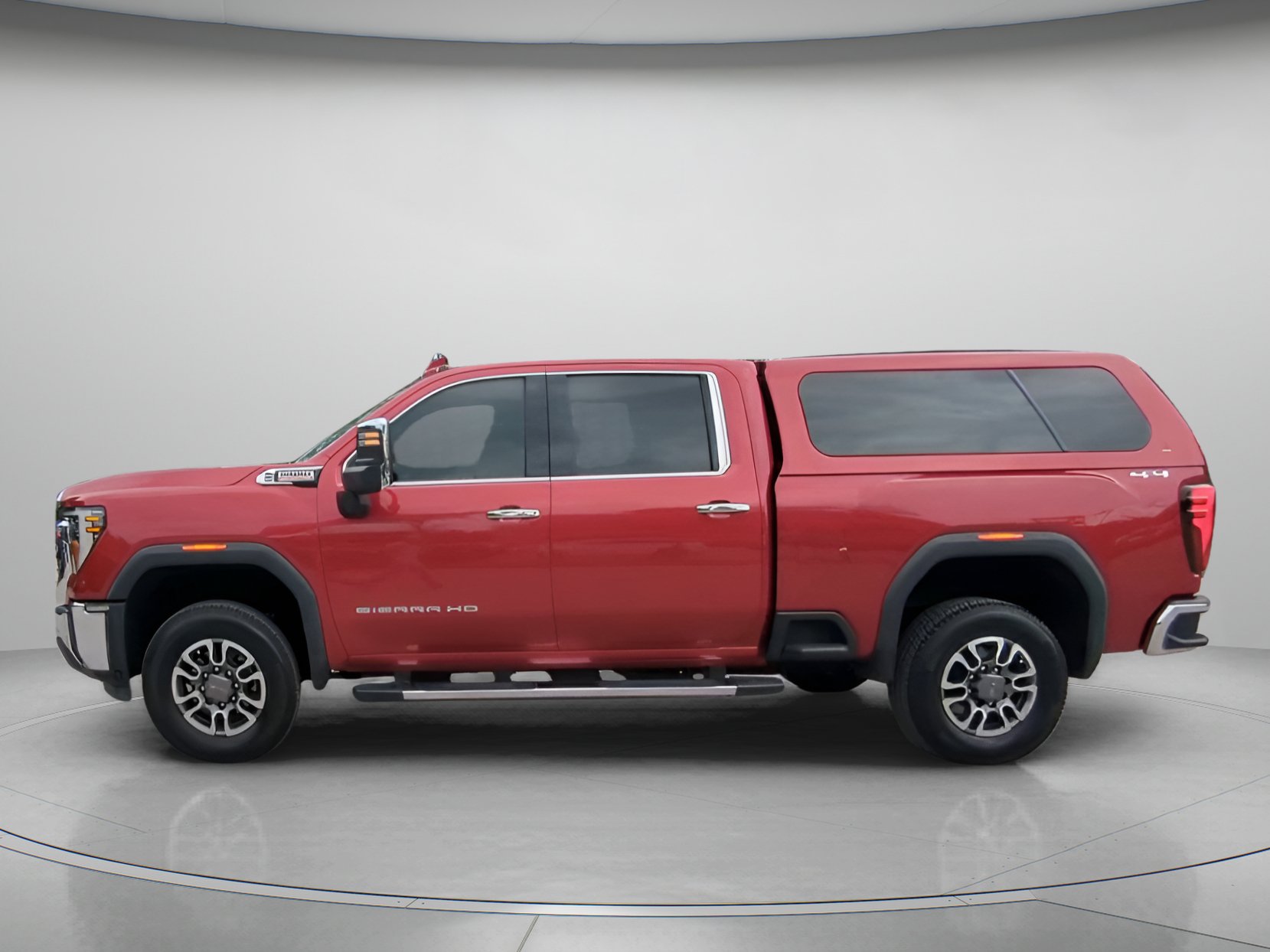 Used 2024 GMC Sierra 2500 SLT w/ SLT Premium Package AWD/4WD image 16