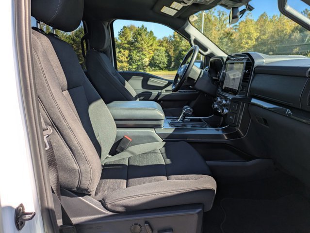 Certified 2022 Ford F150 XLT w/ Equipment Group 302A High image 35