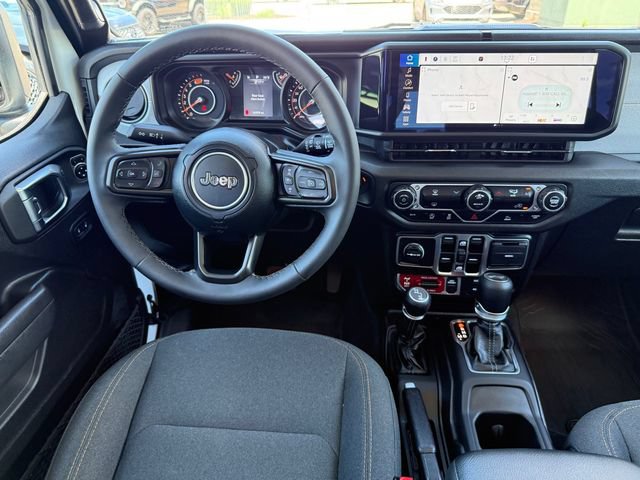 Used 2025 Jeep Wrangler Unlimited Sport AWD/4WD image 7