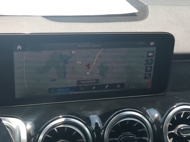 Used 2022 Mercedes-Benz GLB 250 4MATIC image 25