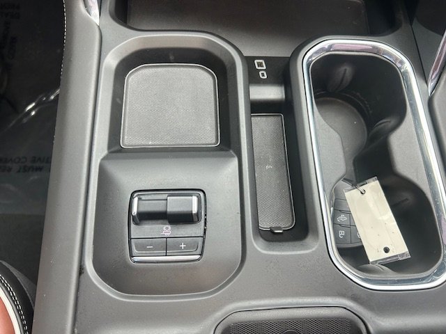 Used 2024 GMC Sierra 2500 Denali Ultimate AWD/4WD image 32