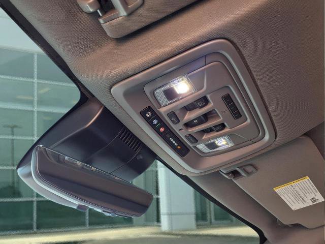 Used 2025 Chevrolet Silverado 2500 LTZ w/ LTZ Premium Package image 15