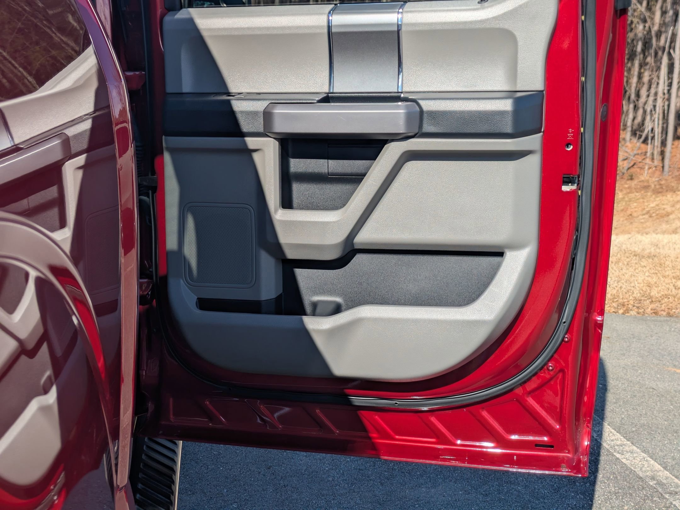 Certified 2019 Ford F150 XLT w/ Equipment Group 302A Luxury image 31