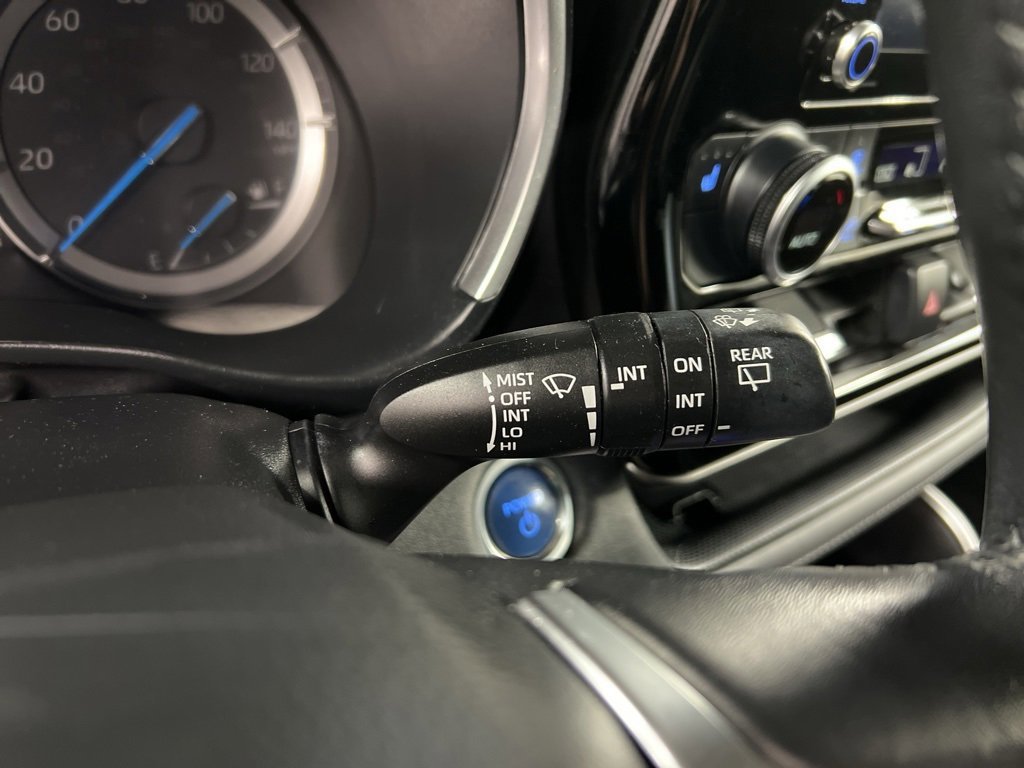 Used 2021 Toyota Highlander XLE image 21