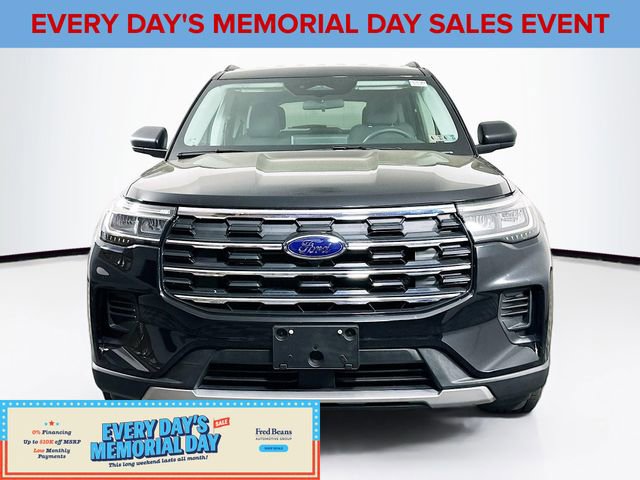 Certified 2025 Ford Explorer Active AWD/4WD image 2