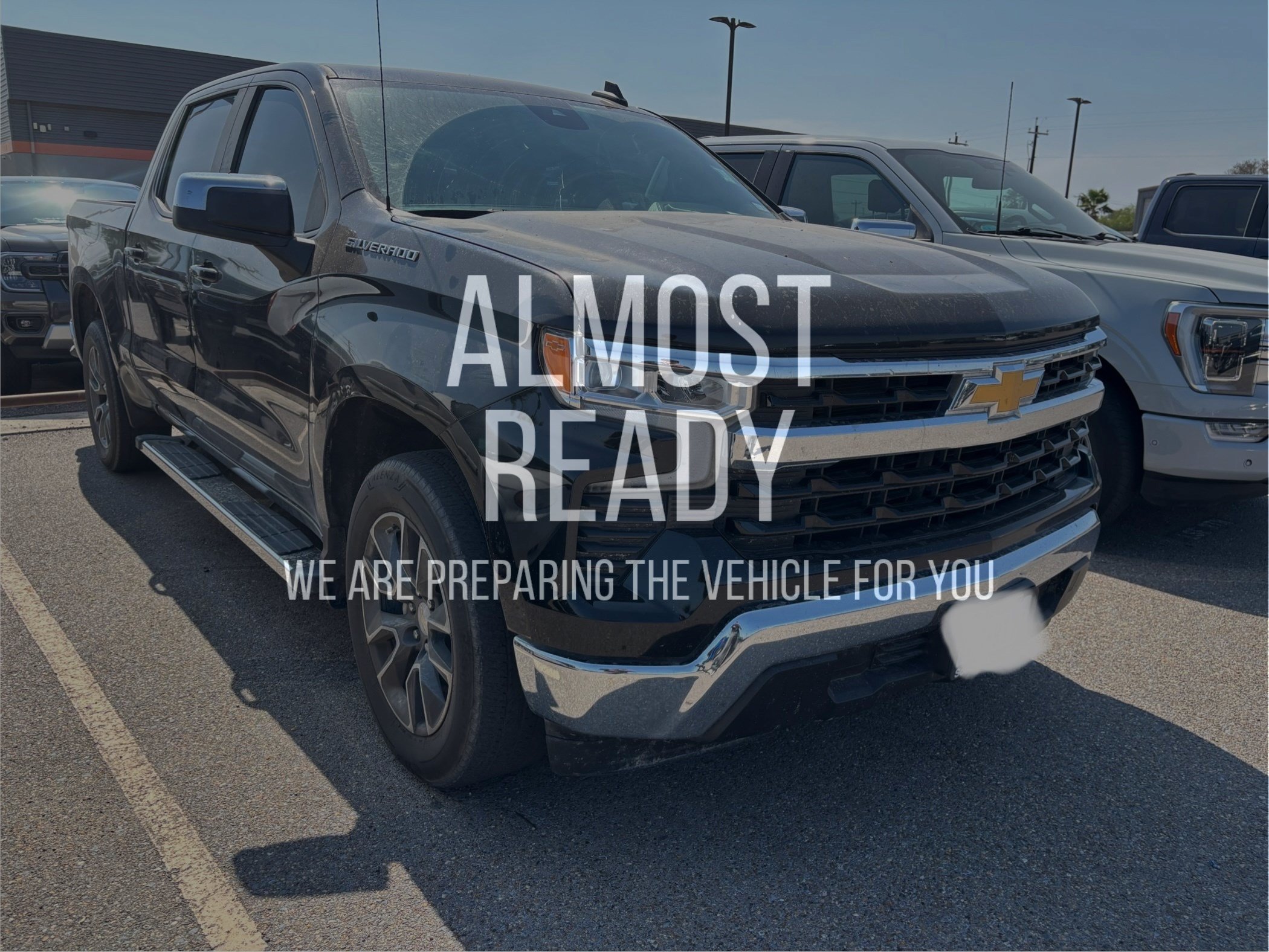 Used 2023 Chevrolet Silverado 1500 LT RWD image 5