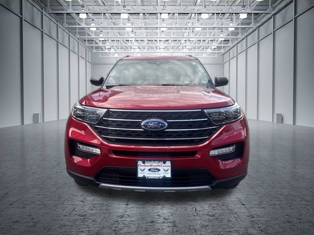 Certified 2022 Ford Explorer XLT w/ Equipment Group 202A AWD/4WD image 4