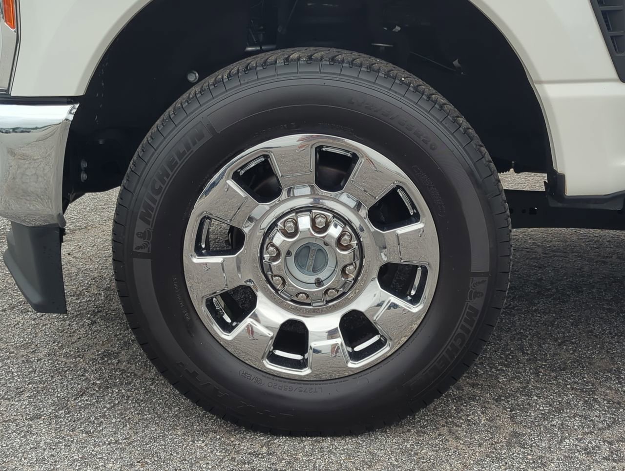 Certified 2023 Ford F250 Lariat w/ Chrome Package AWD/4WD image 9