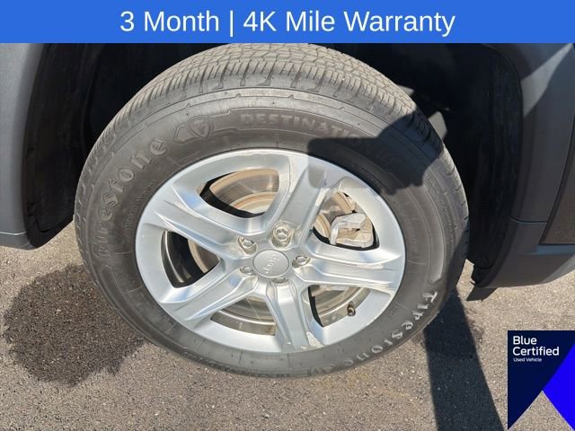 Used 2023 Jeep Compass Latitude AWD/4WD image 5