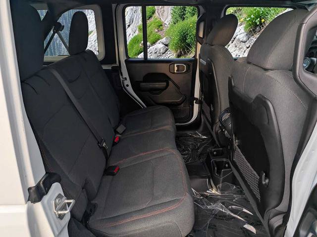 Used 2025 Jeep Wrangler Unlimited Rubicon w/ Convenience Group AWD/4WD image 17