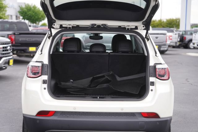 Used 2019 Jeep Compass Limited w/ Safety & Security Group AWD/4WD image 31