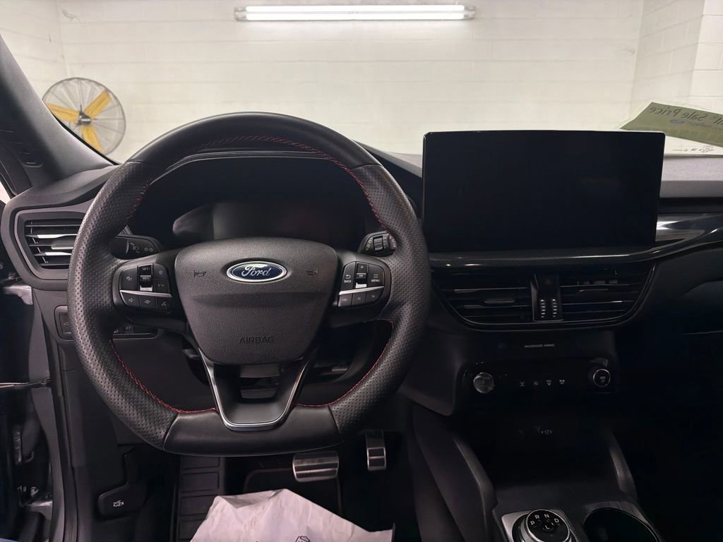 Certified 2023 Ford Escape ST-Line w/ Tech Pack #1 image 13