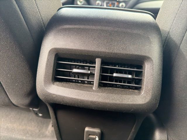 Used 2021 Chevrolet Equinox LT AWD/4WD image 16