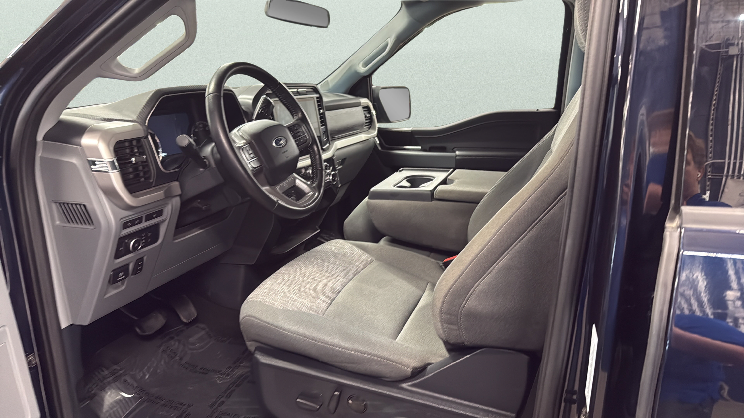 Certified 2022 Ford F150 XLT w/ Equipment Group 302A High AWD/4WD image 10