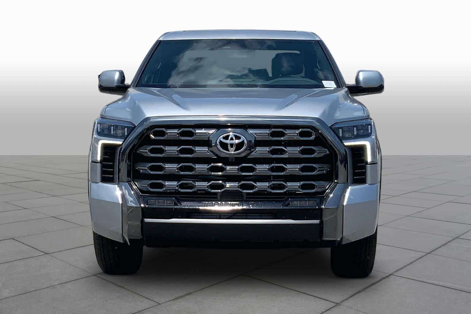 Used 2026 Toyota Tundra Platinum AWD/4WD image 4