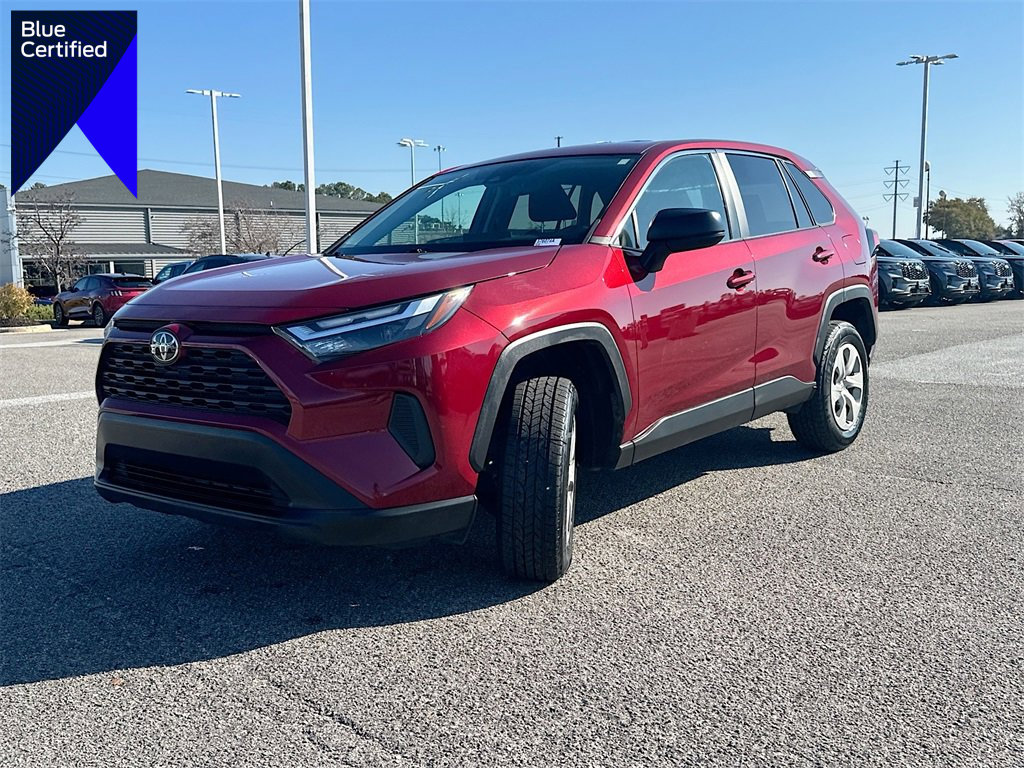 Used 2023 Toyota RAV4 LE image 1