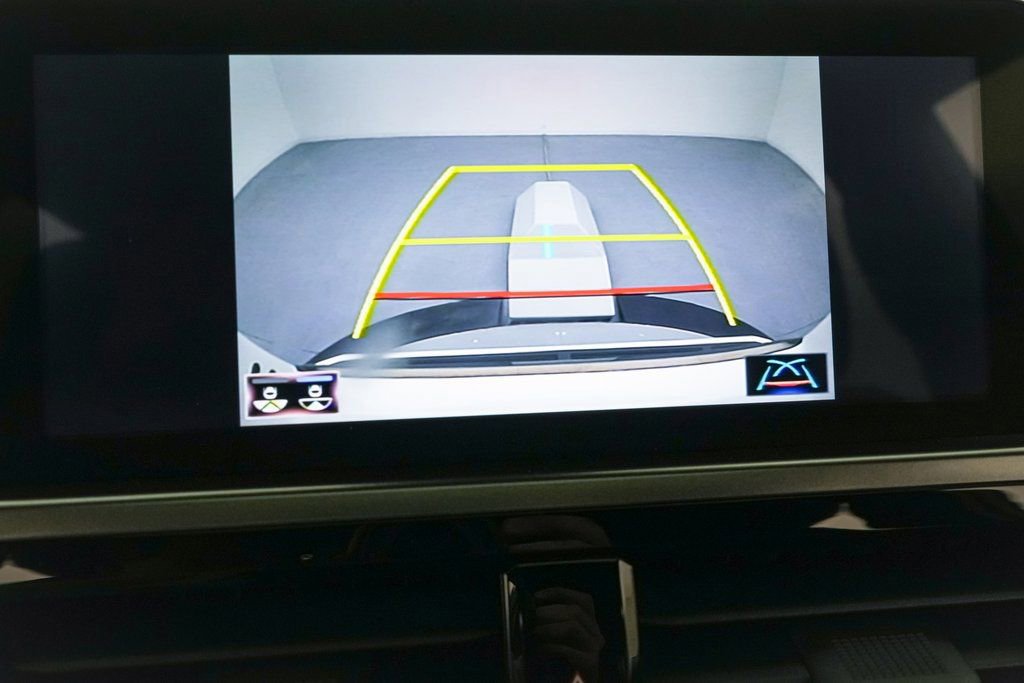 Used 2022 Lexus GX 460 w/ Black Line Special Edition image 18