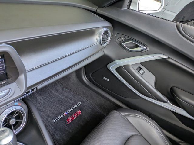 Used 2020 Chevrolet Camaro SS image 17