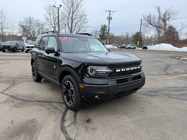 Certified 2025 Ford Bronco Sport Outer Banks w/ Outer Banks Tech Package+ image 1