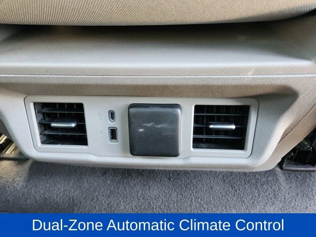 Used 2022 Chevrolet Silverado 1500 LT image 16