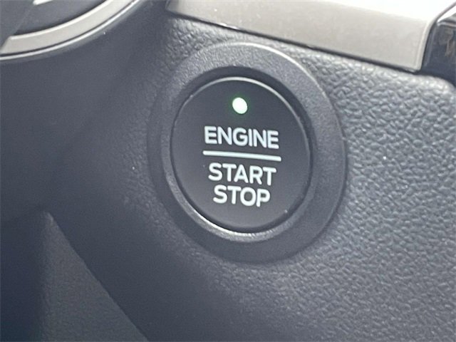 Certified 2022 Ford Escape SE image 22