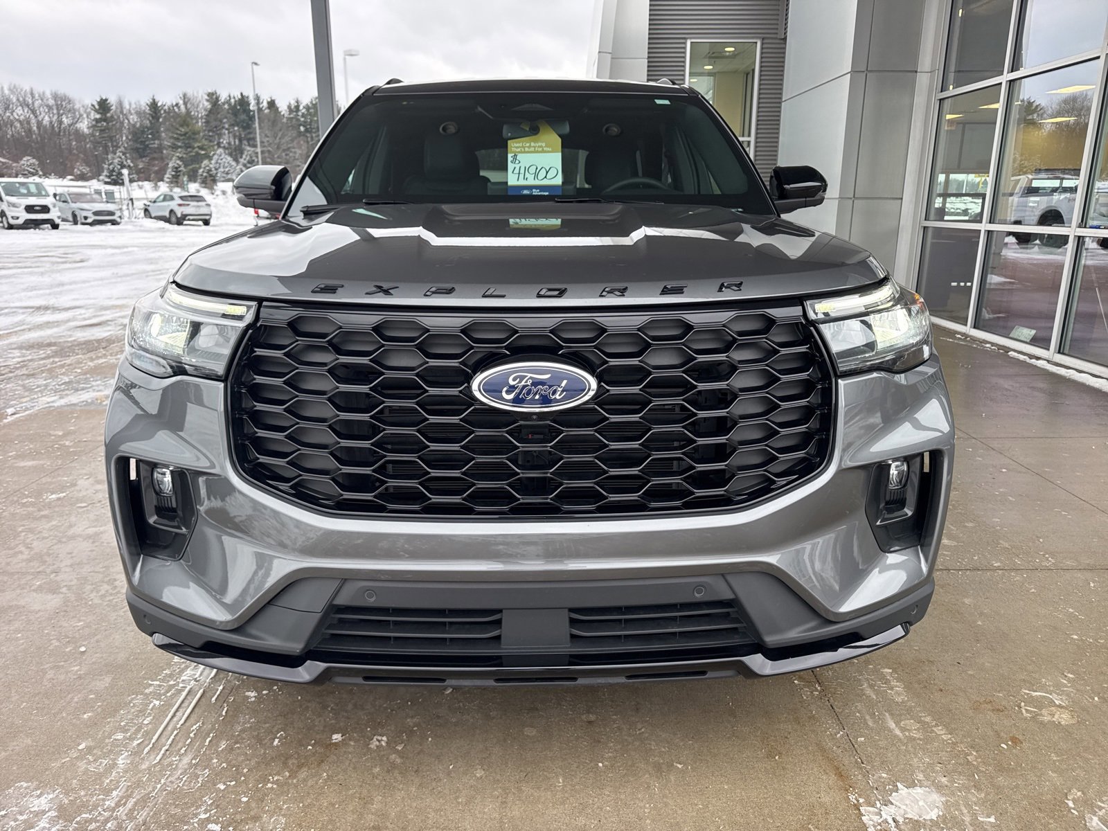 Certified 2025 Ford Explorer ST-Line w/ Premium Package image 11