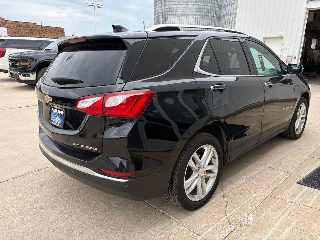 Used 2021 Chevrolet Equinox Premier AWD/4WD image 3