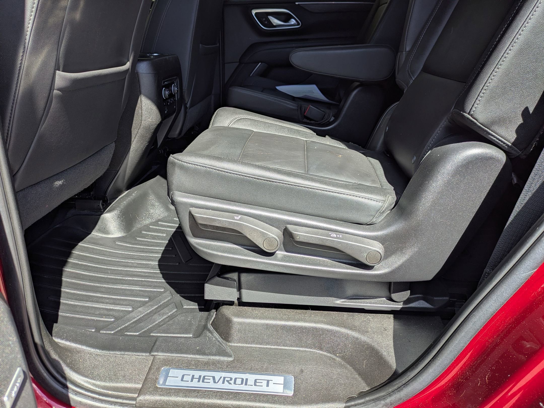 Used 2022 Chevrolet Tahoe Z71 w/ Z71 Off-Road Package image 30