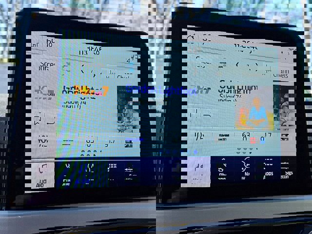 Certified 2022 Ford Escape SEL w/ Technology Package image 18